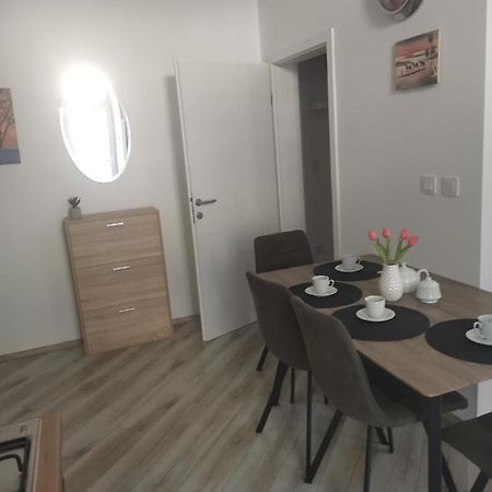 Studio Apartman Kristina Lejlighed Pula Eksteriør billede