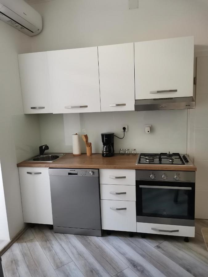 Studio Apartman Kristina Lejlighed Pula Eksteriør billede