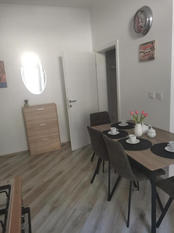 Studio Apartman Kristina Lejlighed Pula Eksteriør billede